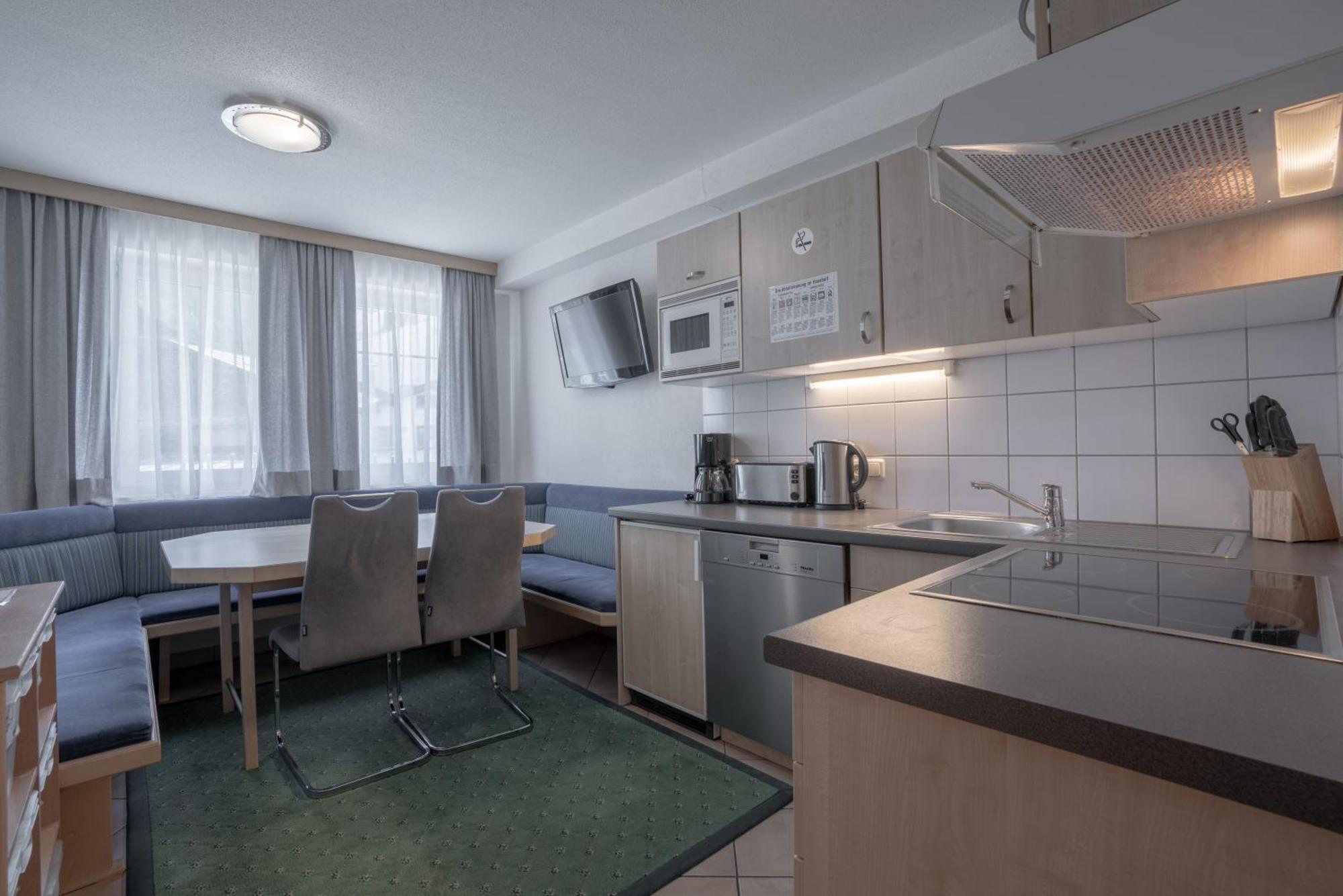Chasa Valletta 4*